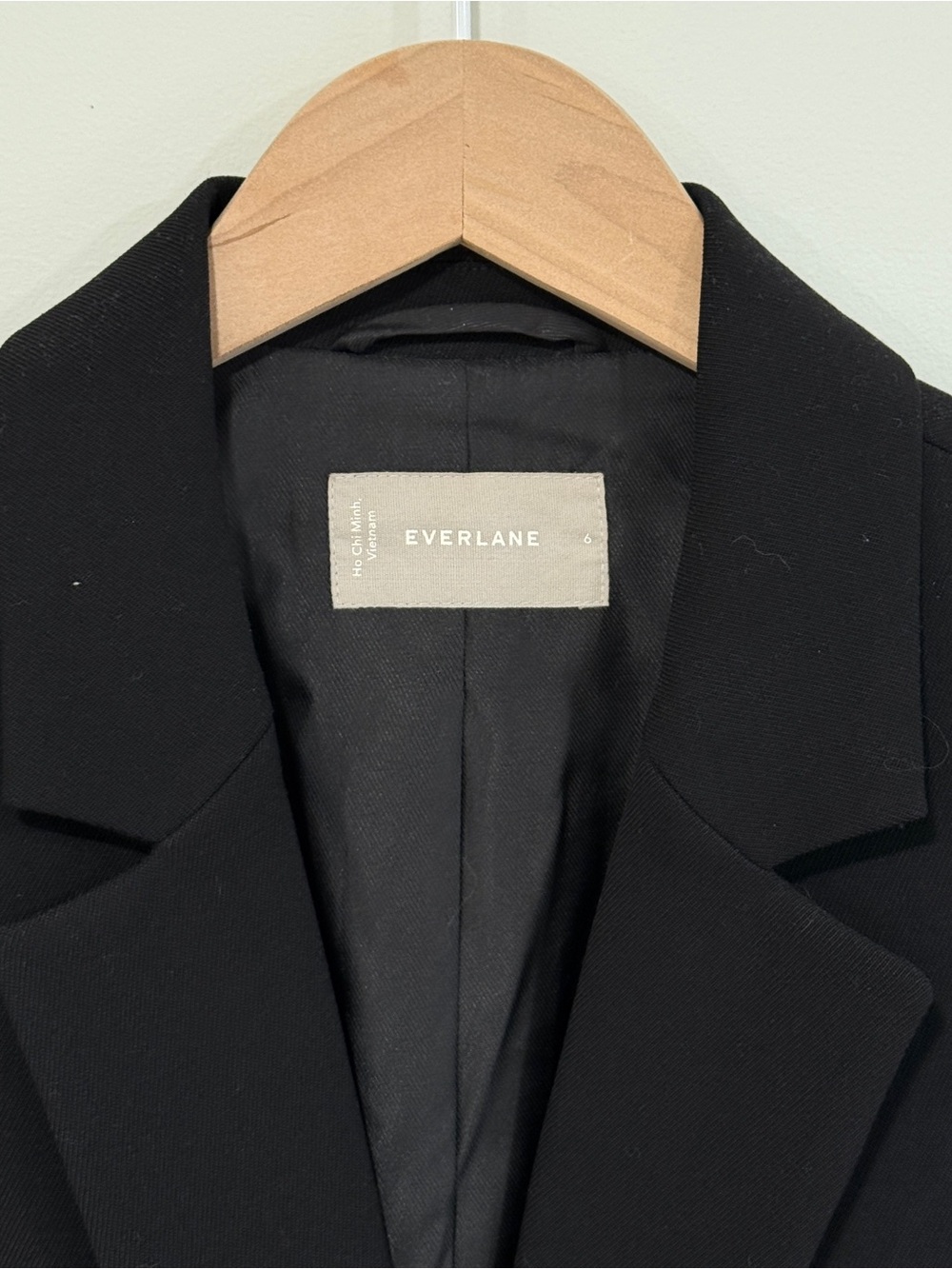 Everlane Black Wool Single-Breasted Blazer - Picture 2 of 3